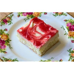 Strawberry_Cheesecake-Sponge_Base-Slice