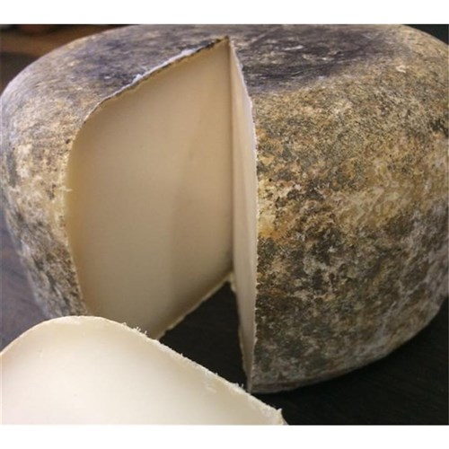 CHEESE GARROTXA R/W APPROX 1.7KG # QUGARRTXA LA BOQUERIA